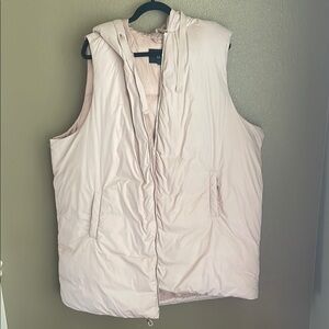 Women's Light Pink Puffer Vest